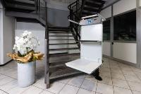 PLATAFORMA SALVAESCALERAS DE PIE SLIM X